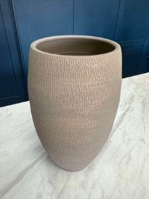 Medium Pot